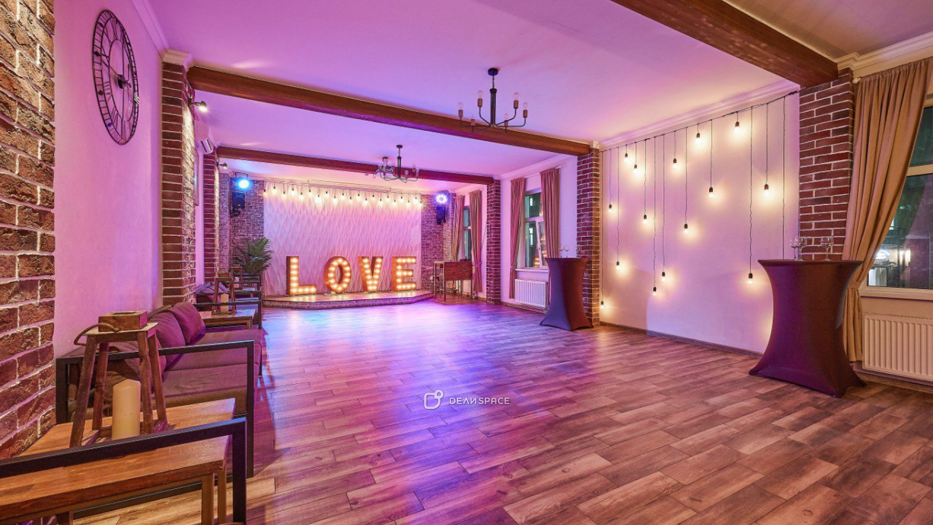 Loft Lodge 2 с верандой на Бауманской
